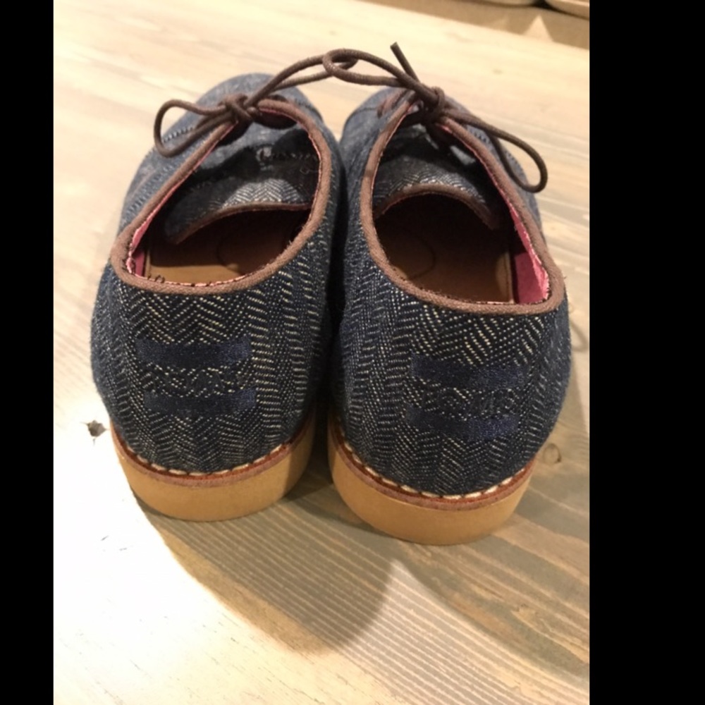 Toms Oxfords